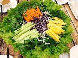 cac loai rau song an banh trang cuon thit heo