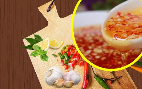 cach pha nuoc mam cham muc luoc ngon tai nha