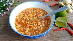 chen nuoc mam gung toi ot cham muc